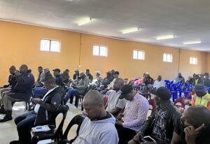 Men's dialogue in Alex